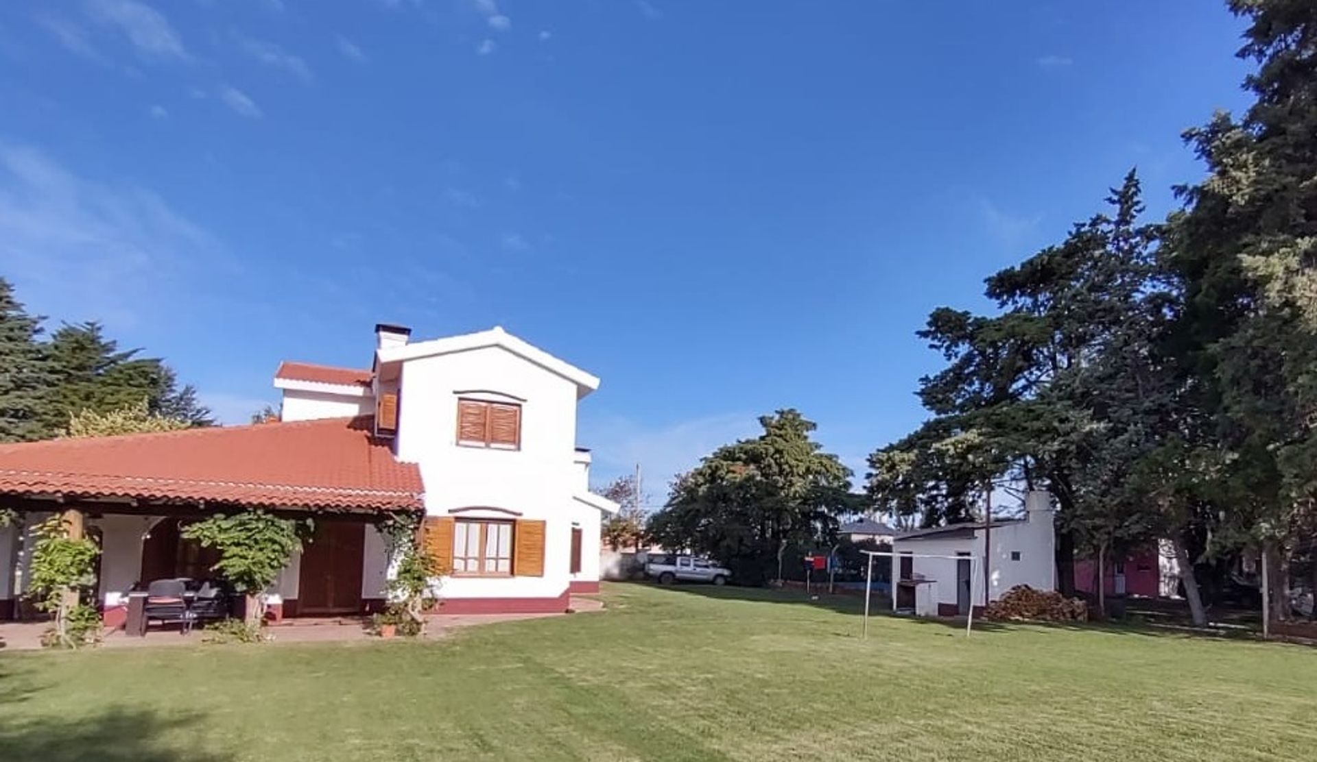 Casa quinta 3 dormitorios en Armesto 280 B° Inti Hue Santa Rosa